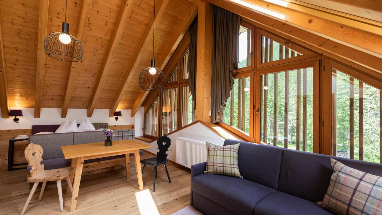 Natura Boutique Chalet Wellness Spa Dobbiaco Bagian luar foto